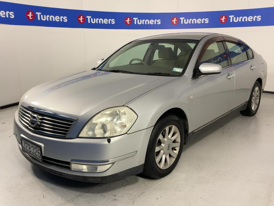 Photo '4' of Nissan Teana