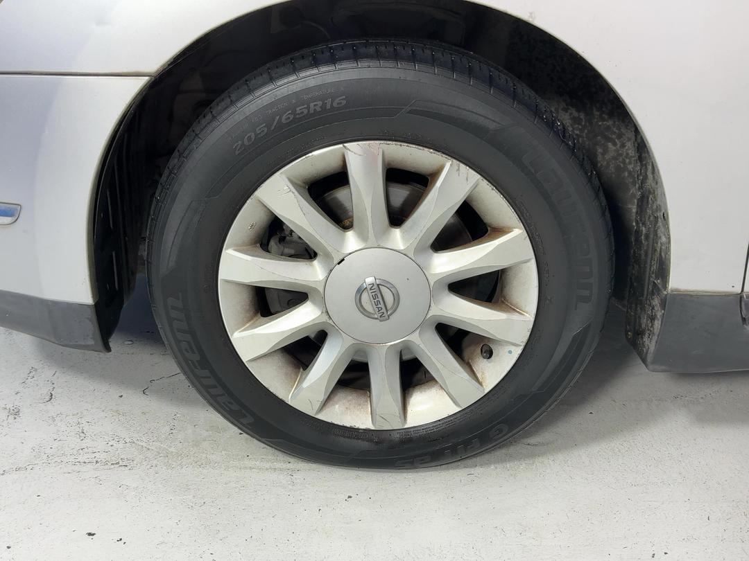 Photo '10' of Nissan Teana