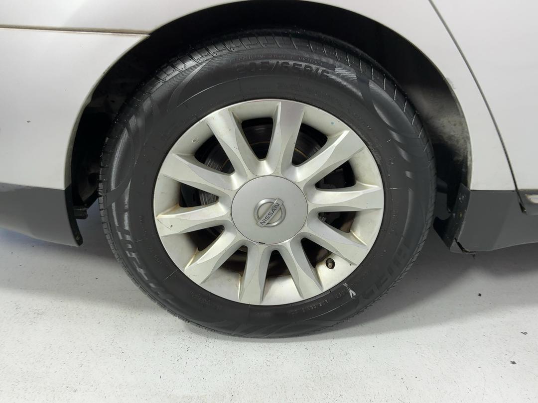 Photo '12' of Nissan Teana