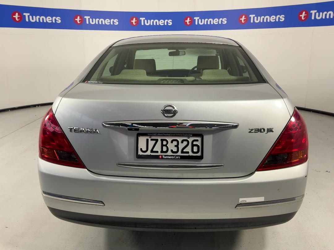 Photo '6' of Nissan Teana