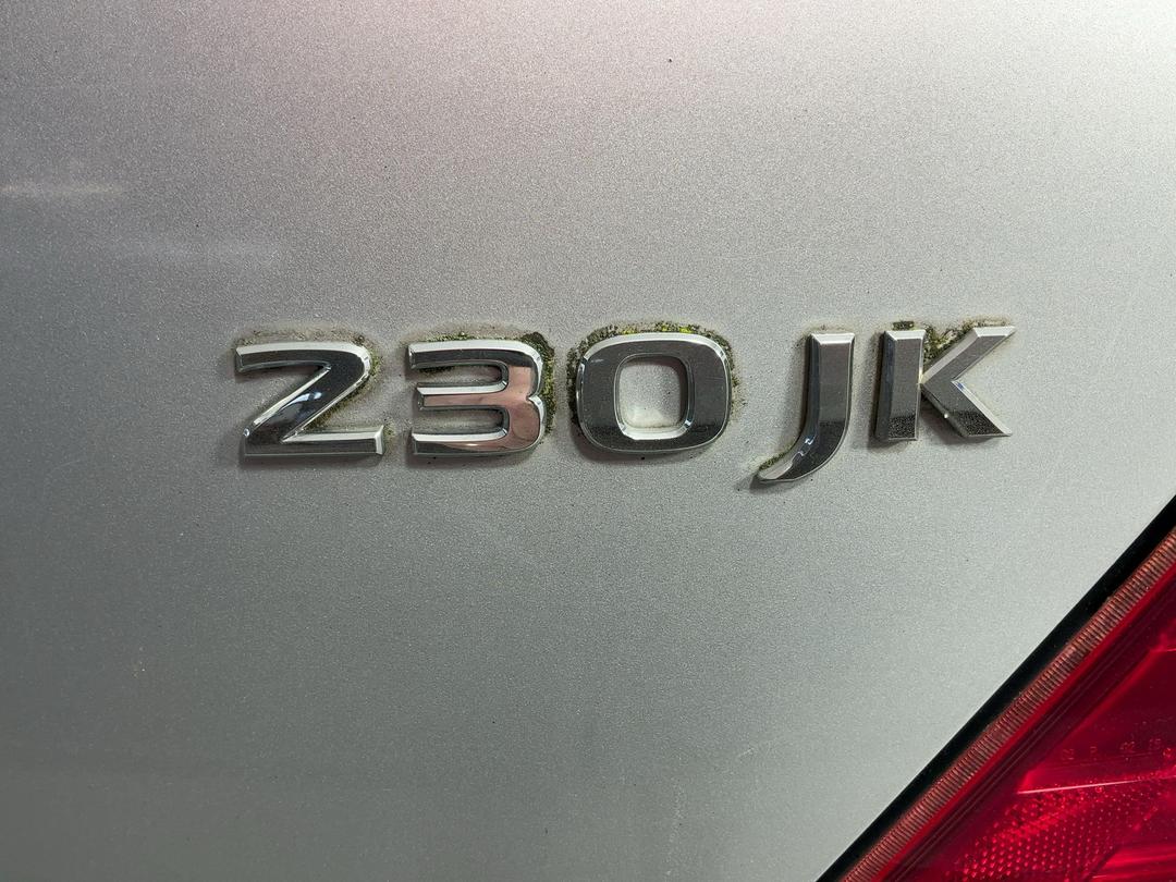 Photo '29' of Nissan Teana
