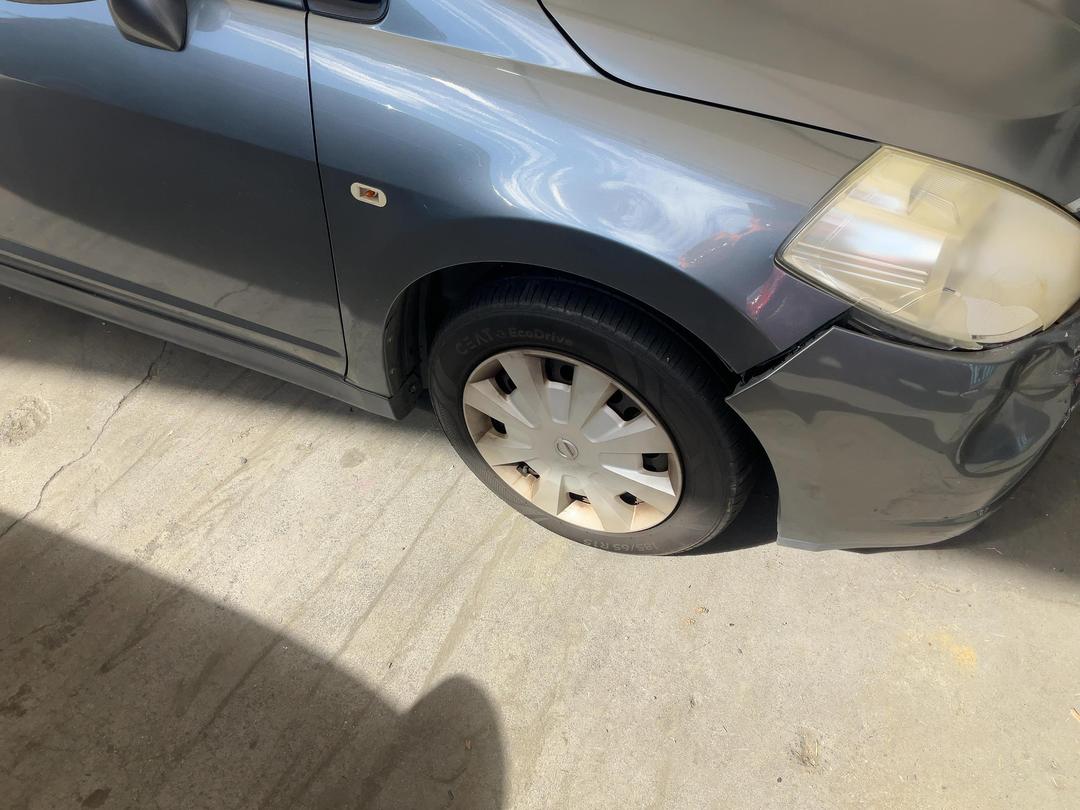 Photo '2' of Nissan Tiida