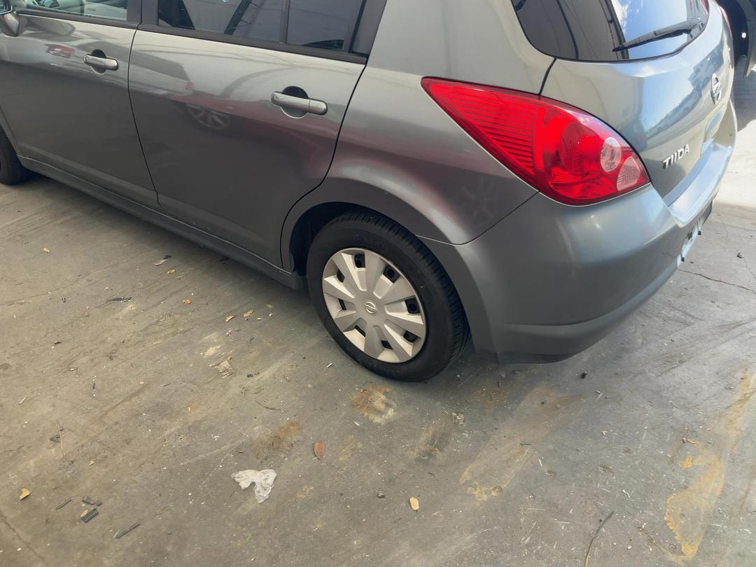 Photo '10' of Nissan Tiida
