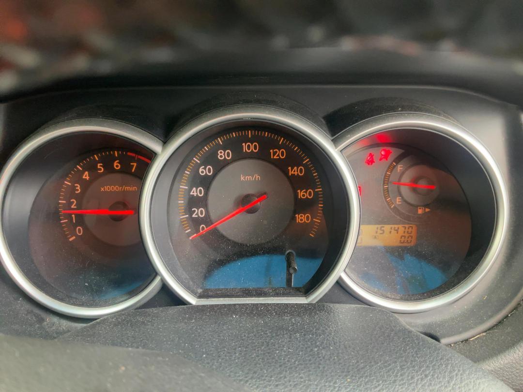 Photo '18' of Nissan Tiida