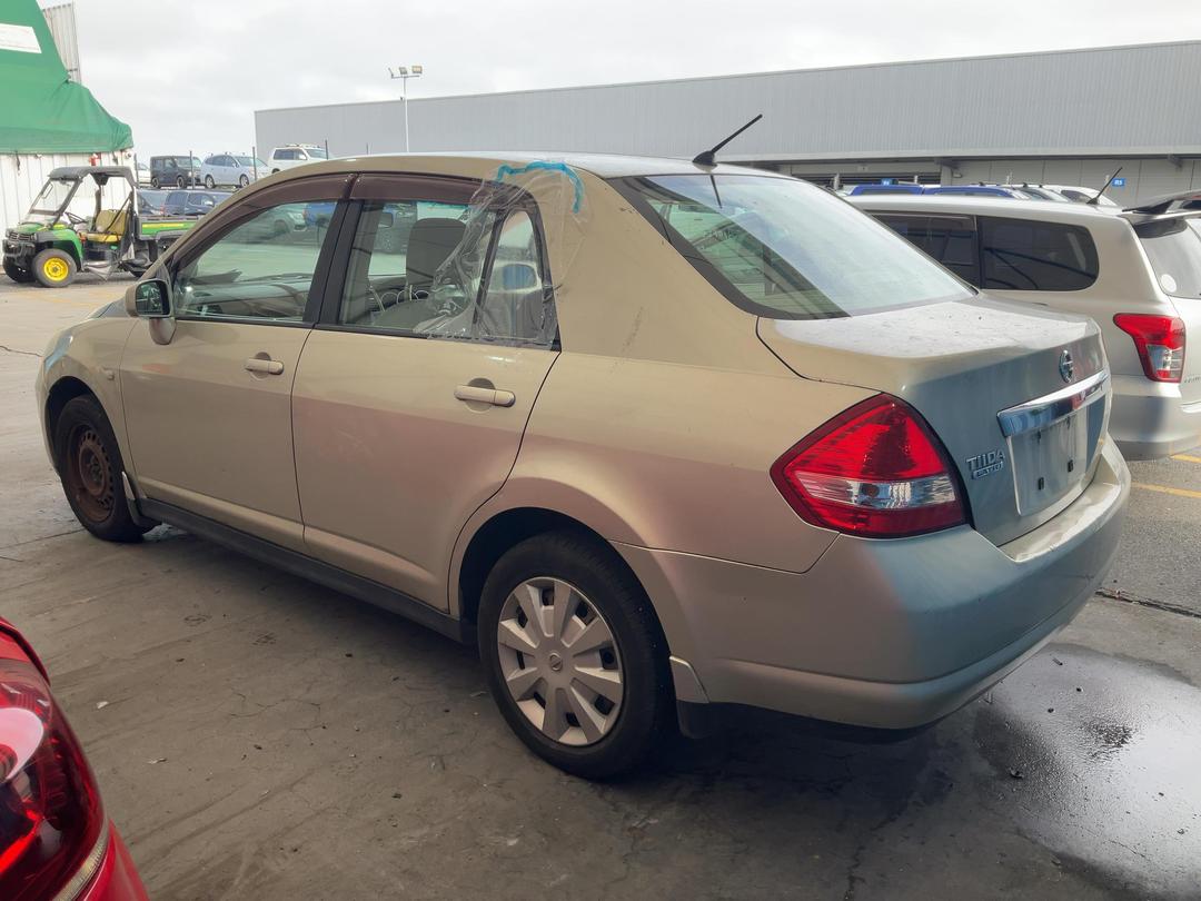 Photo '6' of Nissan Tiida Latio