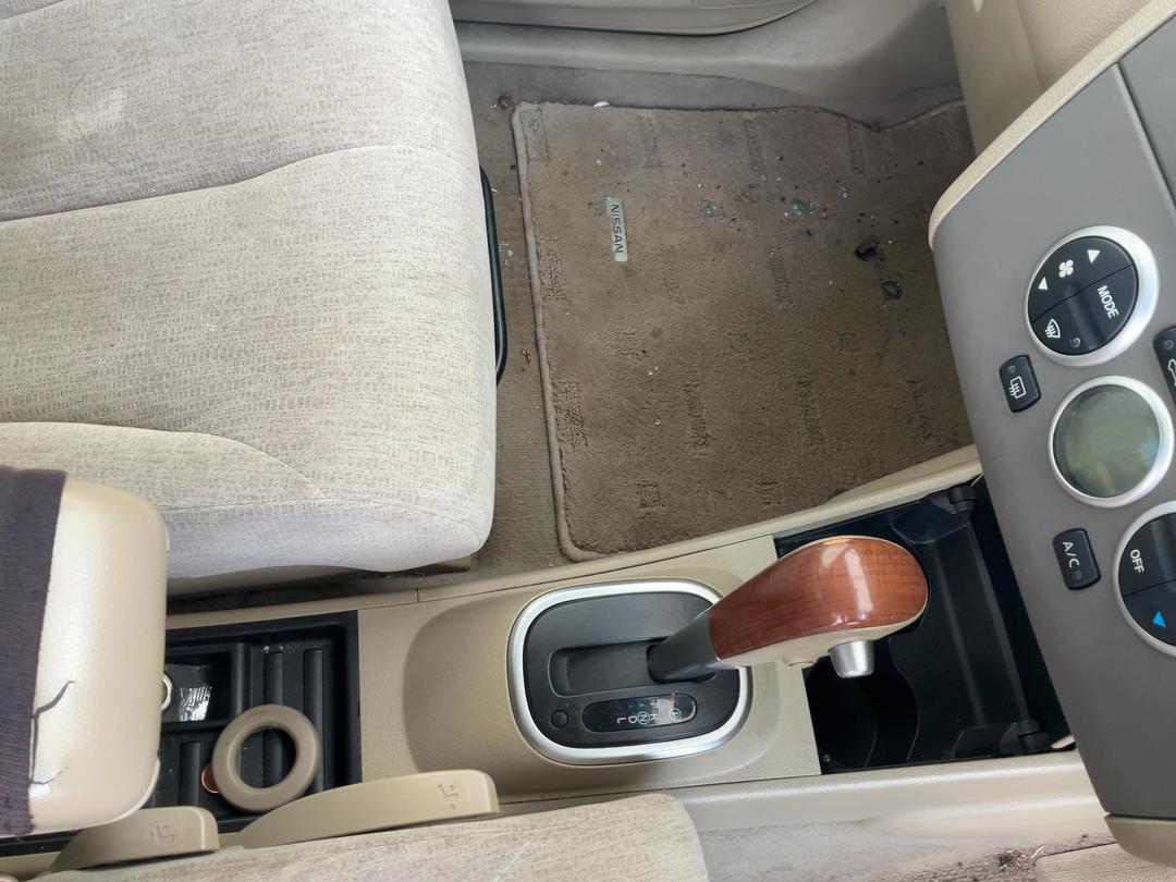 Photo '18' of Nissan Tiida Latio