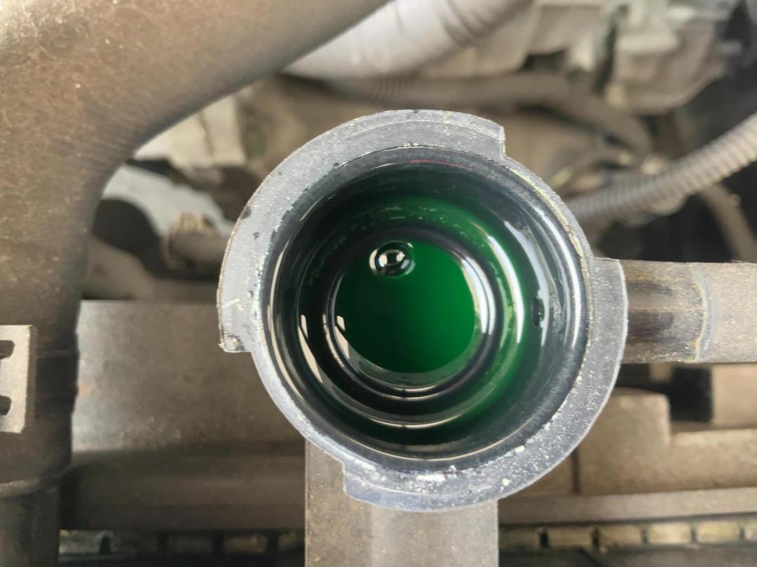 Photo '24' of Nissan Tiida Latio