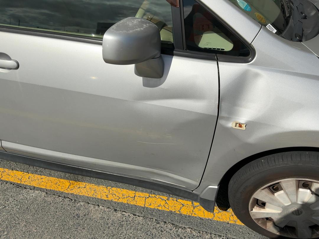 Photo '18' of Nissan Tiida