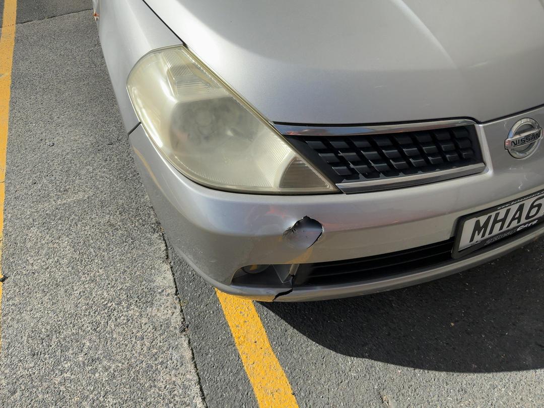 Photo '20' of Nissan Tiida