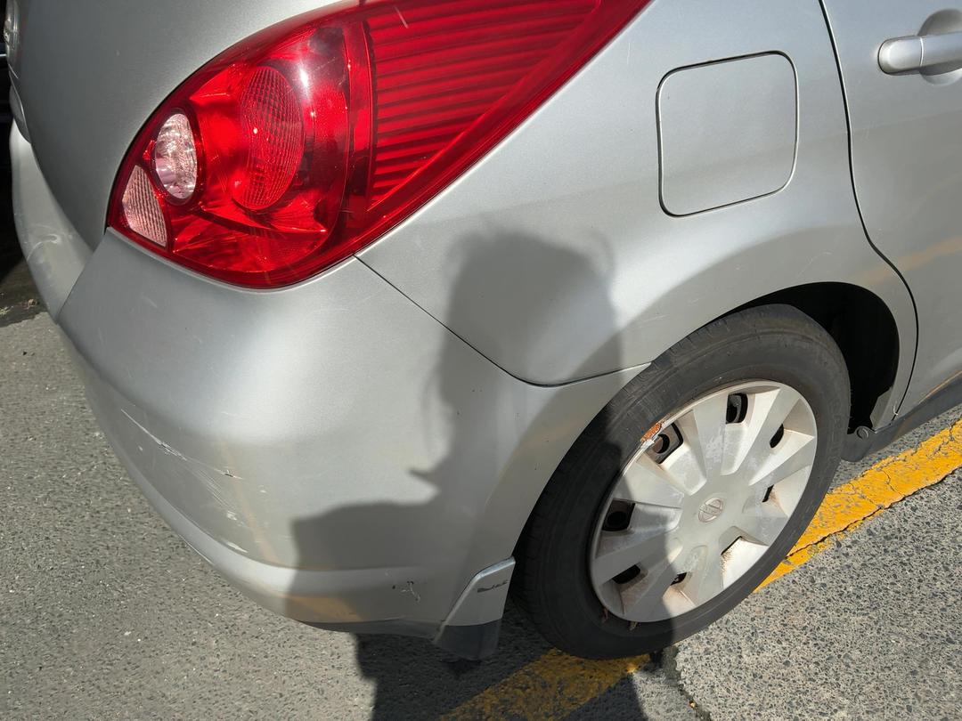 Photo '27' of Nissan Tiida