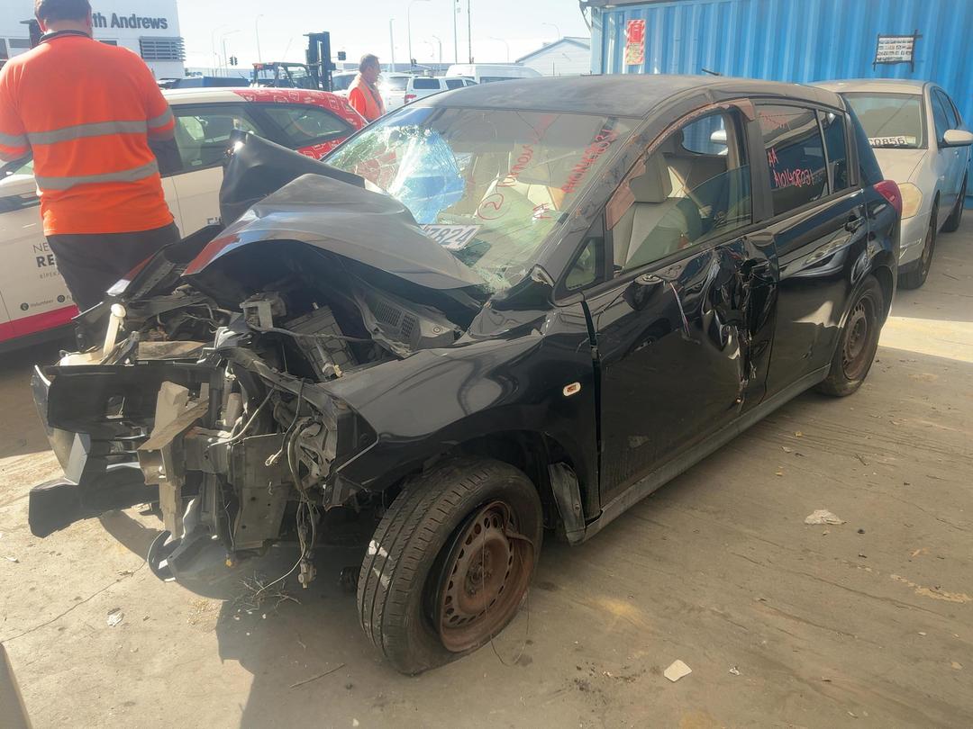 Photo '3' of Nissan Tiida