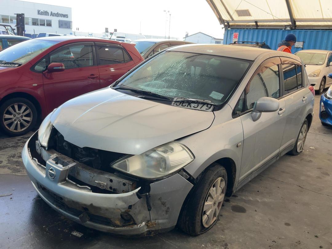 Photo '4' of Nissan Tiida