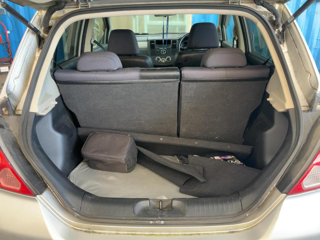 Photo '9' of Nissan Tiida