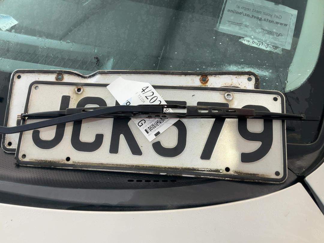 Photo '28' of Nissan Tiida