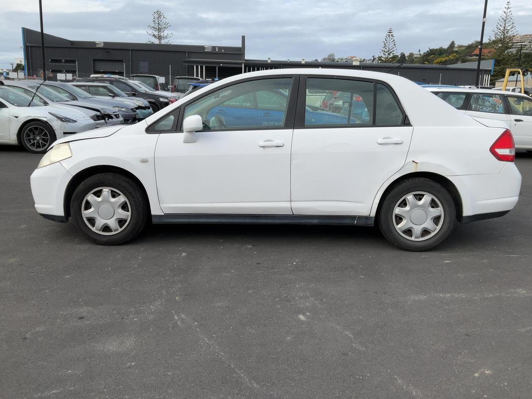 Photo '8' of Nissan Tiida Latio Photo '8' of Nissan Tiida Latio