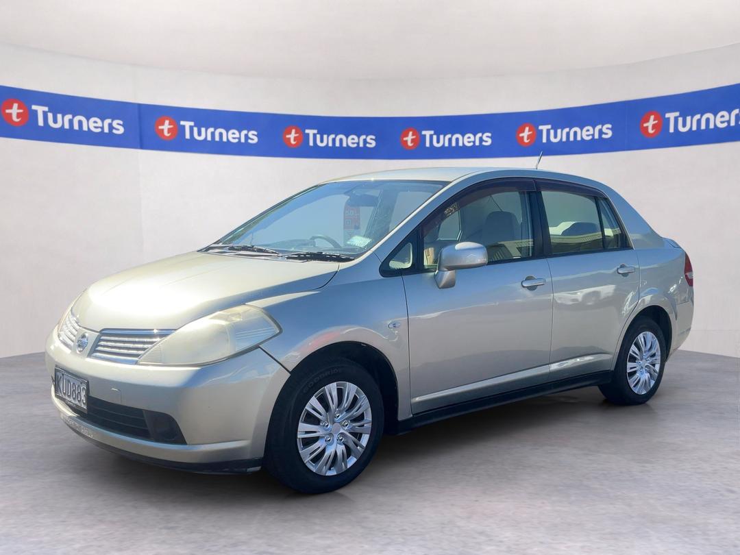 Photo '4' of Nissan Tiida