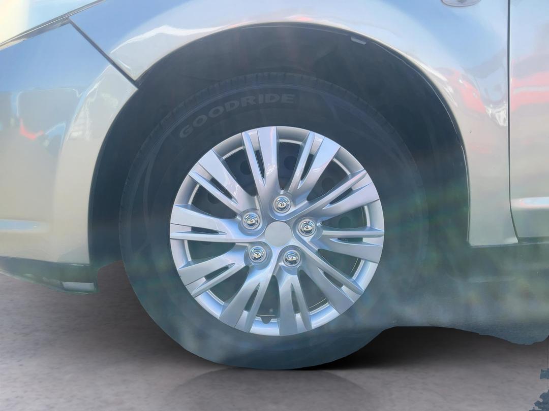 Photo '10' of Nissan Tiida
