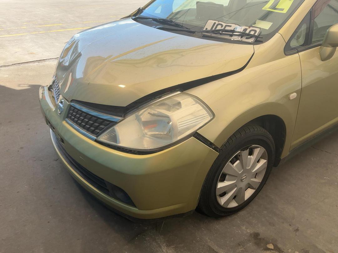 Photo '5' of Nissan Tiida Photo '5' of Nissan Tiida