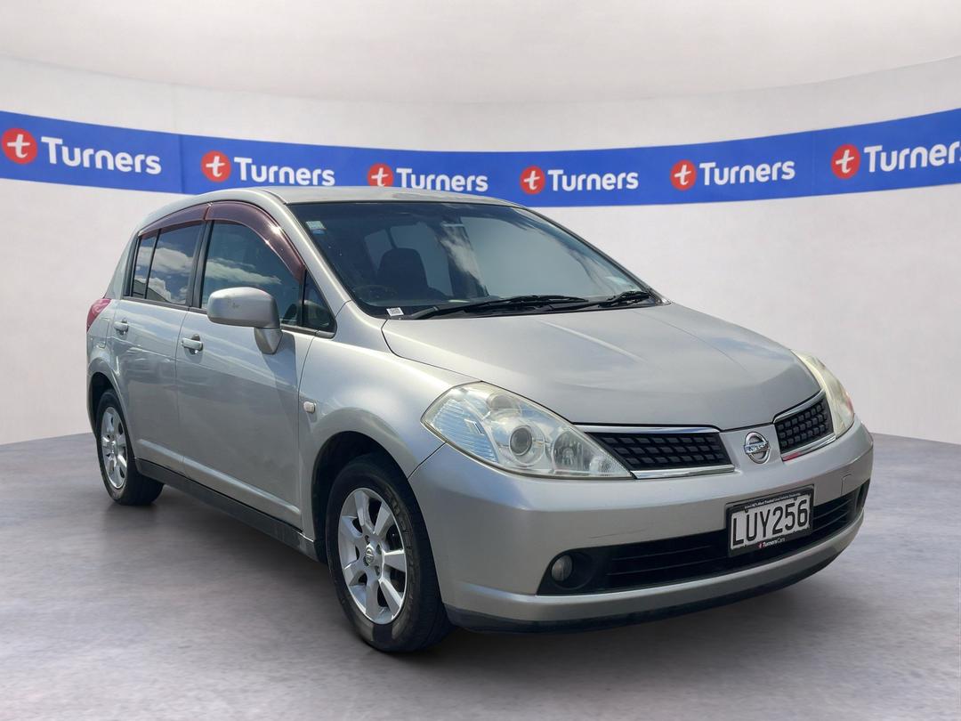 Photo '1' of Nissan Tiida
