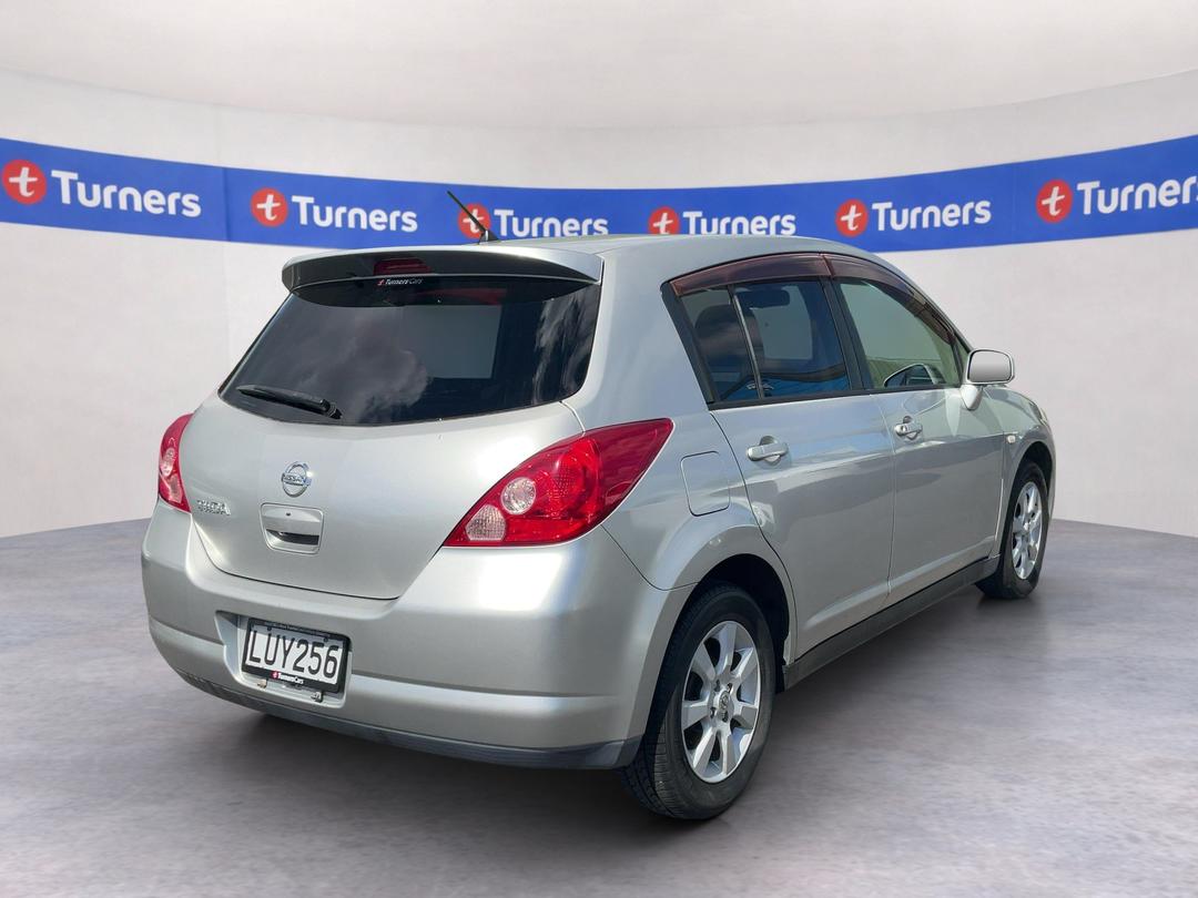 Photo '7' of Nissan Tiida