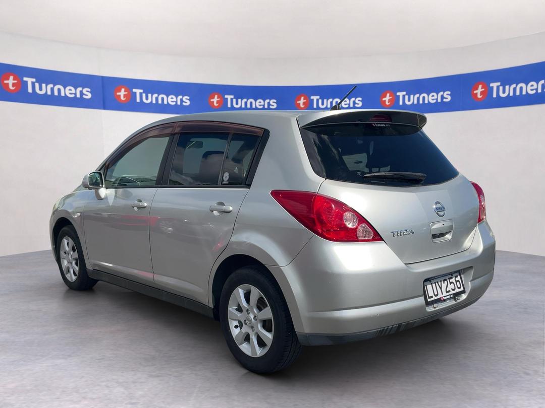 Photo '5' of Nissan Tiida