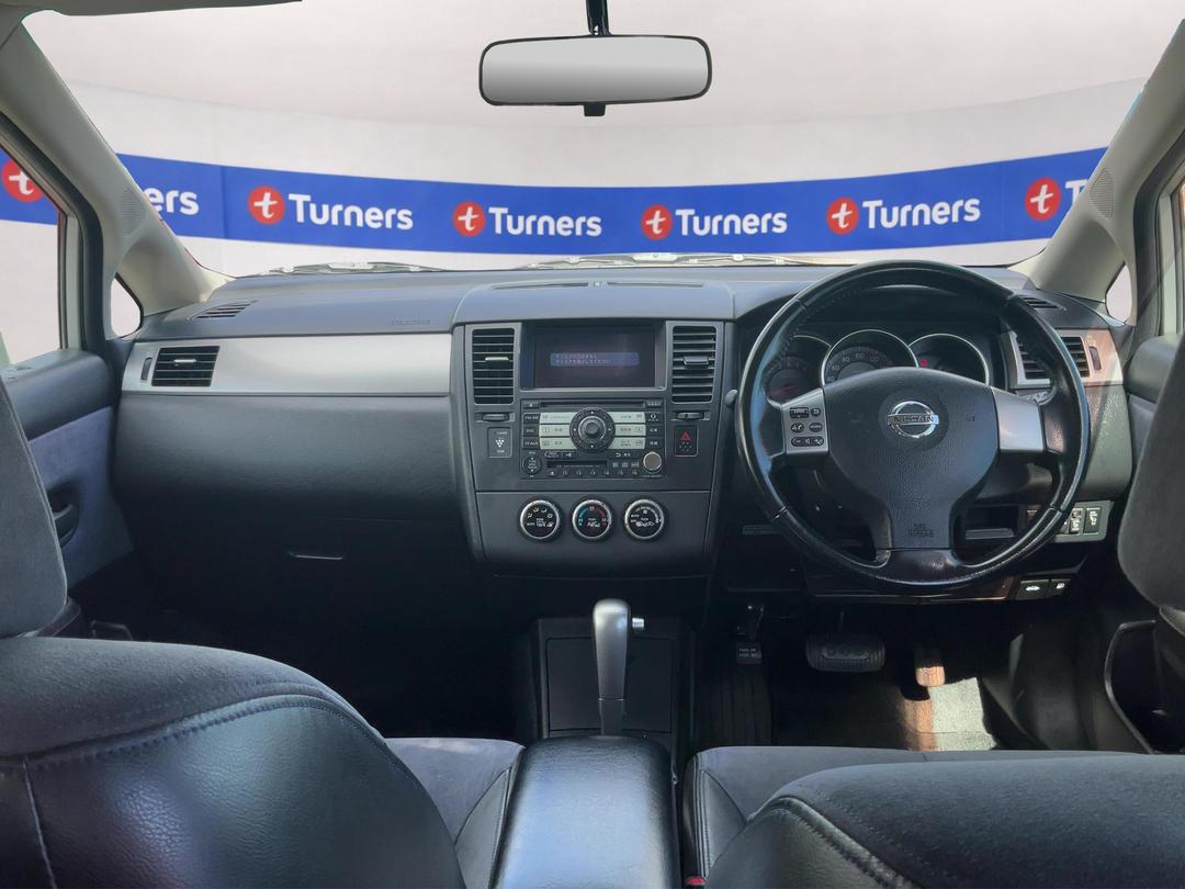 Photo '17' of Nissan Tiida