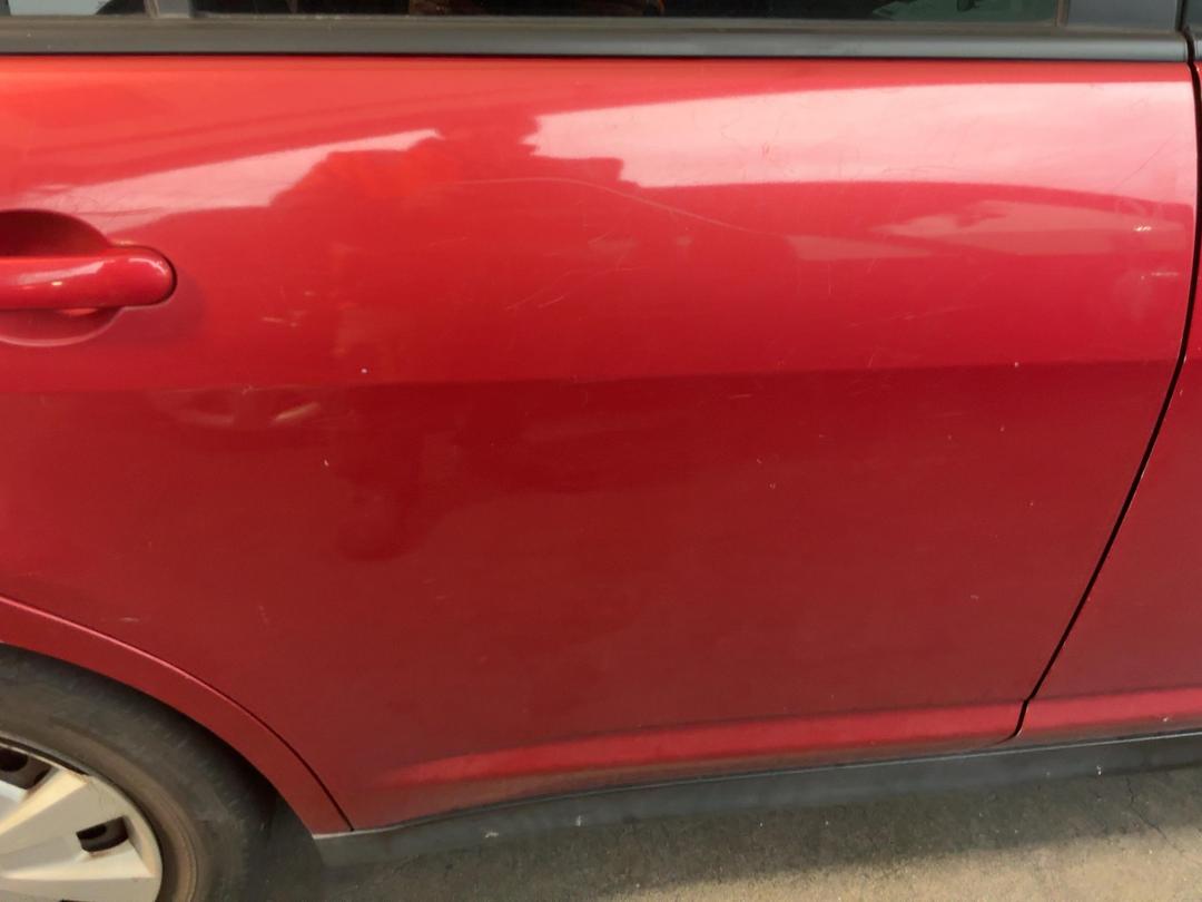 Photo '19' of Nissan Tiida