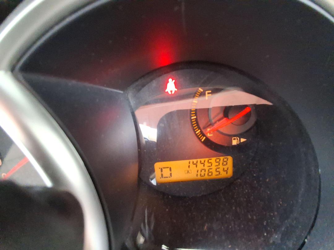 Photo '10' of Nissan Tiida