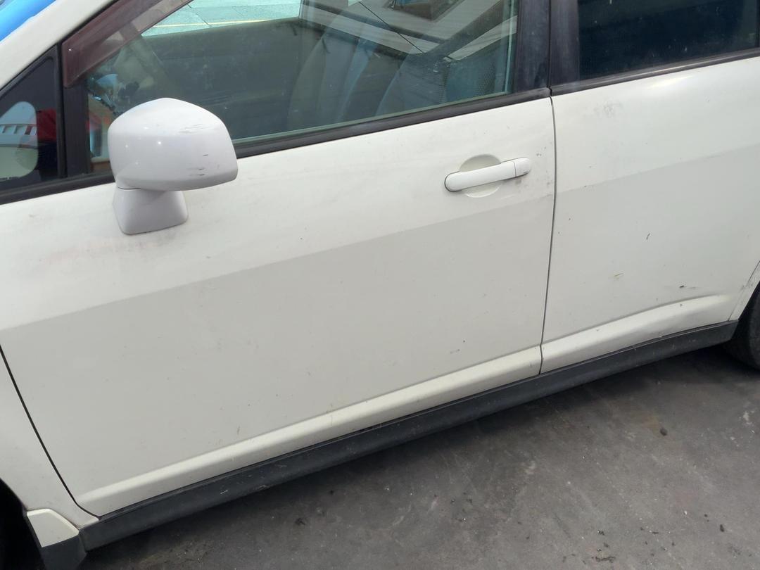 Photo '9' of Nissan Tiida Photo '9' of Nissan Tiida