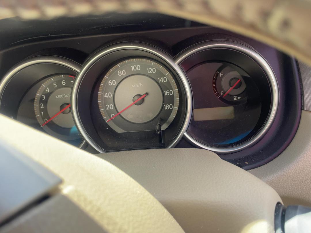 Photo '18' of Nissan Tiida Photo '18' of Nissan Tiida