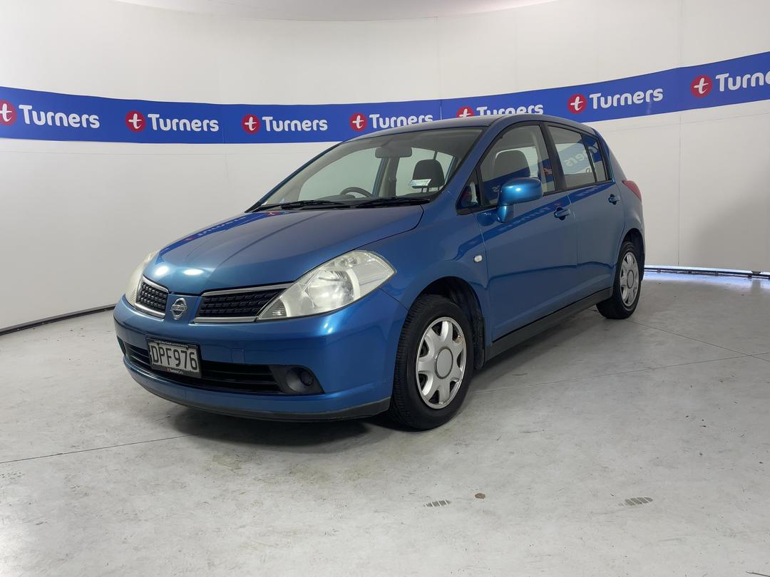 Photo '4' of Nissan Tiida