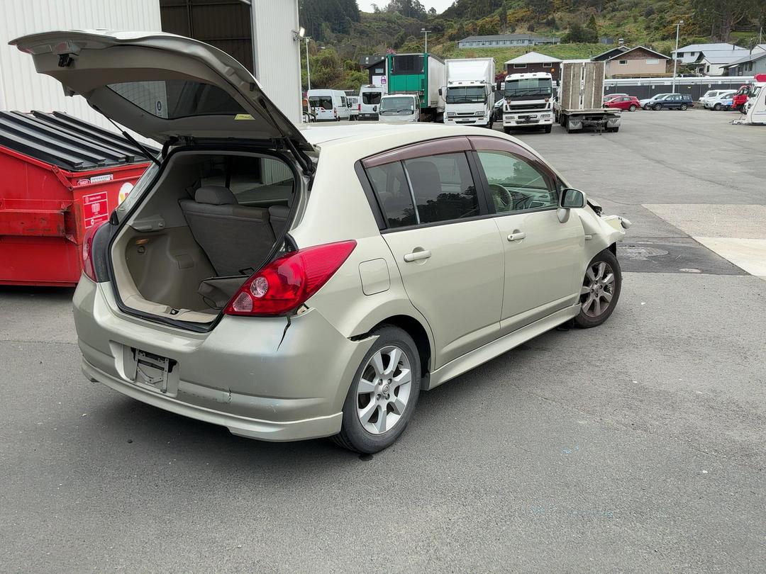 Photo '5' of Nissan Tiida