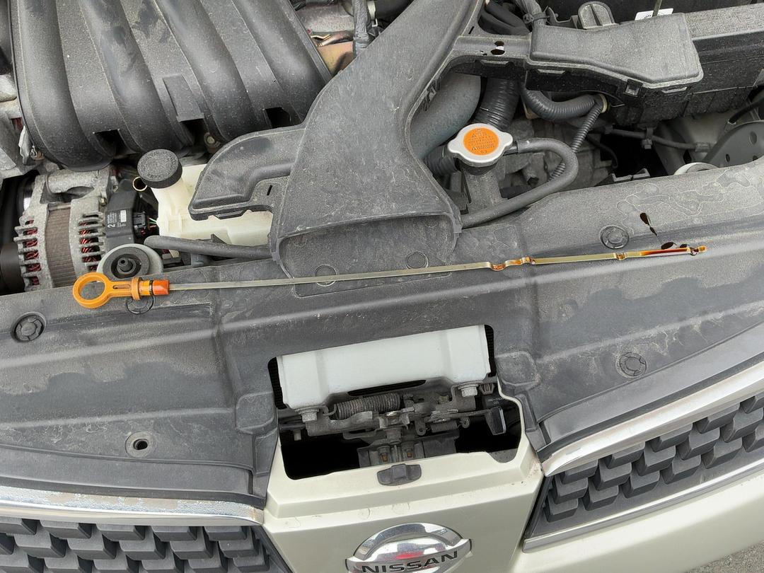 Photo '10' of Nissan Tiida