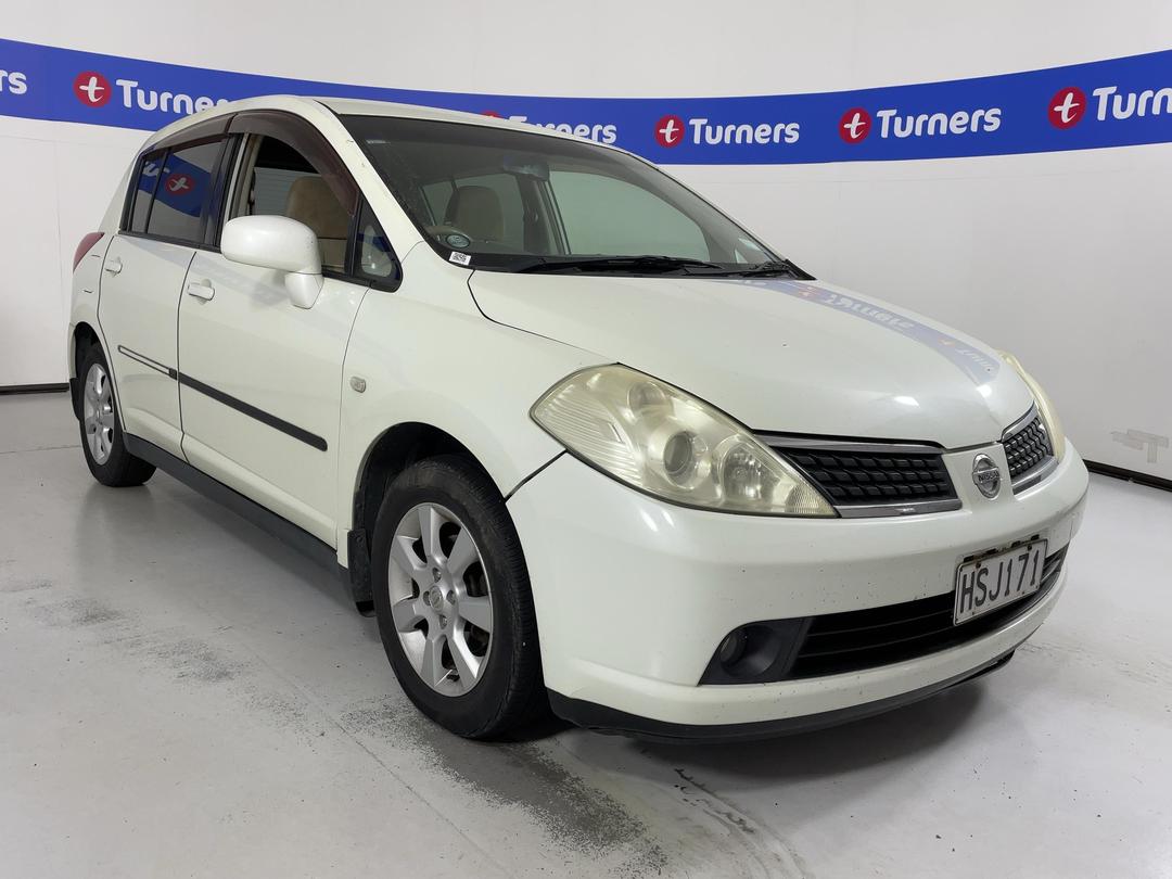 Photo '1' of Nissan Tiida