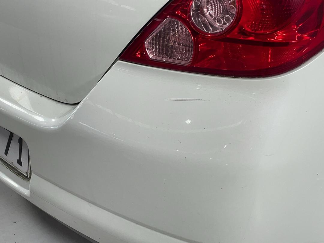 Photo '24' of Nissan Tiida