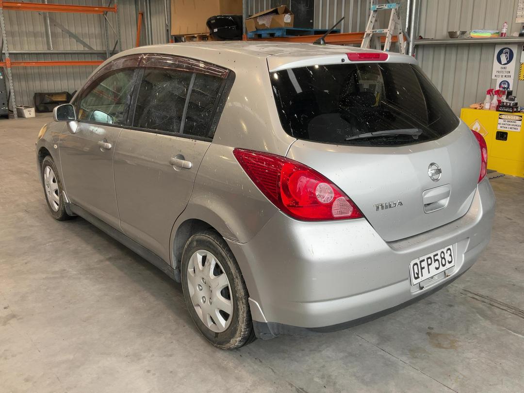 Photo '5' of Nissan Tiida Photo '5' of Nissan Tiida