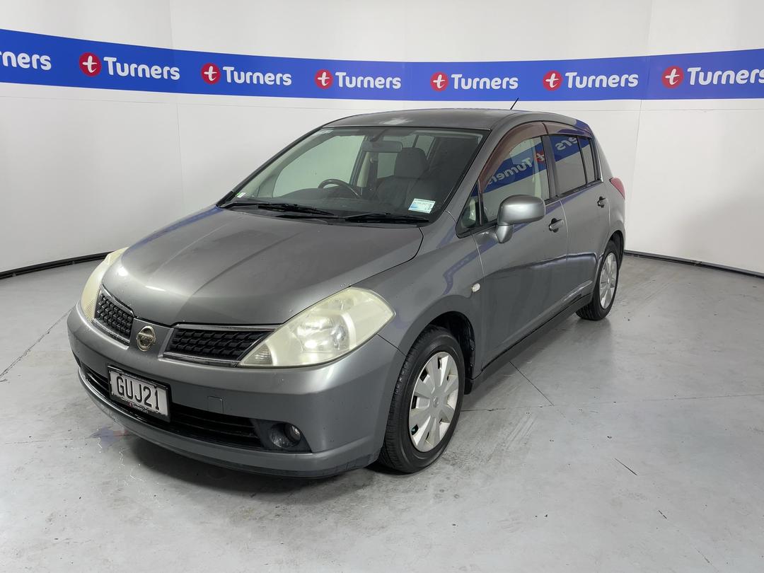 Photo '4' of Nissan Tiida