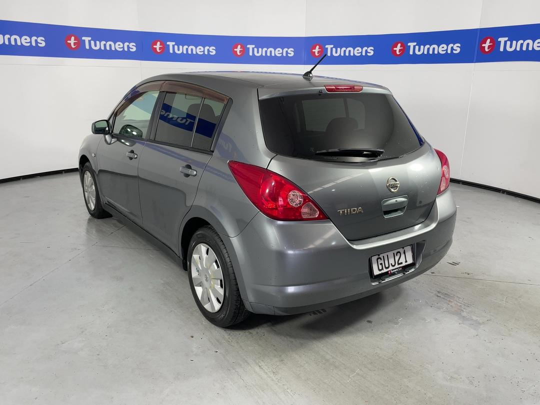 Photo '5' of Nissan Tiida