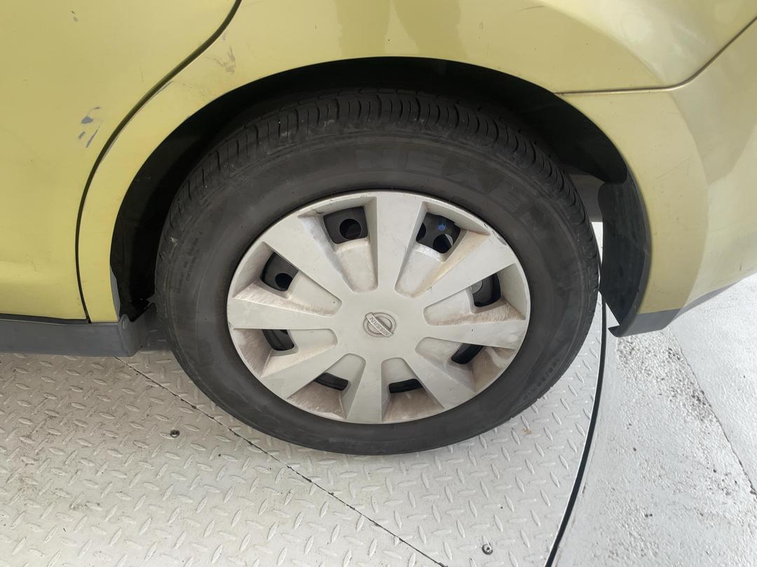 Photo '11' of Nissan Tiida Photo '11' of Nissan Tiida
