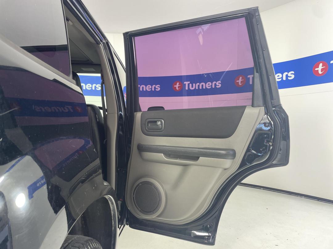 Photo '17' of Nissan X-Trail TI Lthr F/L