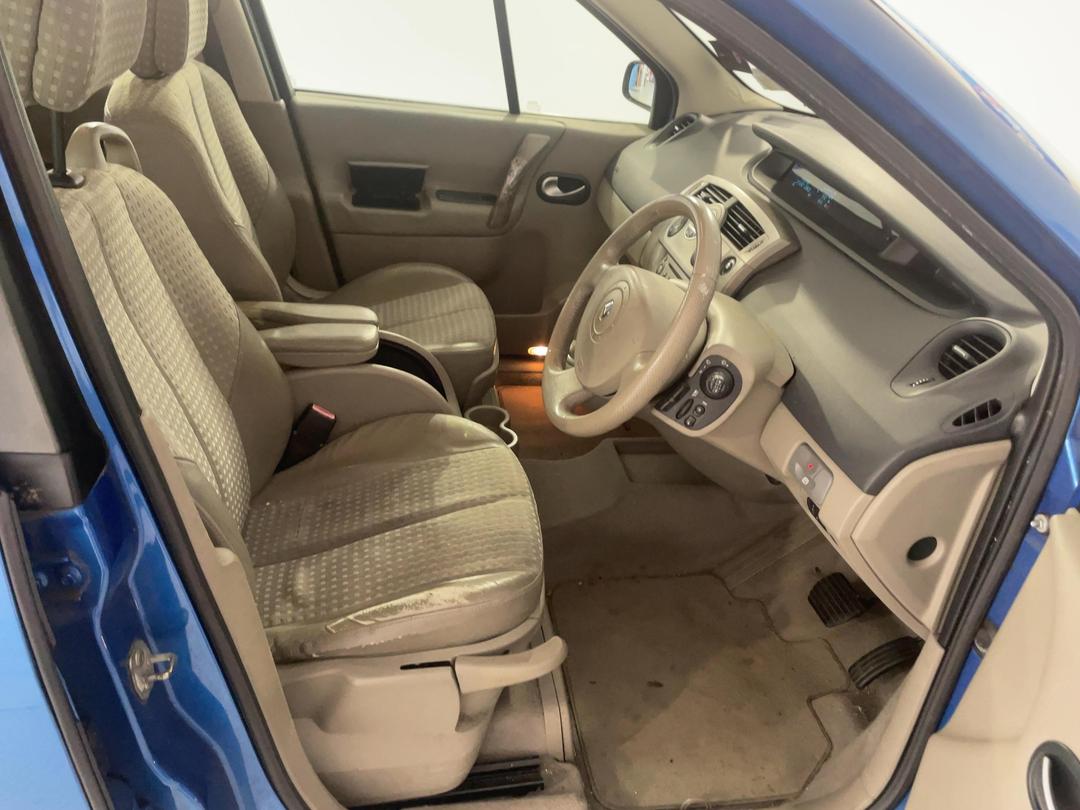 Photo '16' of Renault Scenic