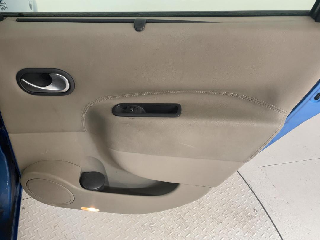 Photo '19' of Renault Scenic