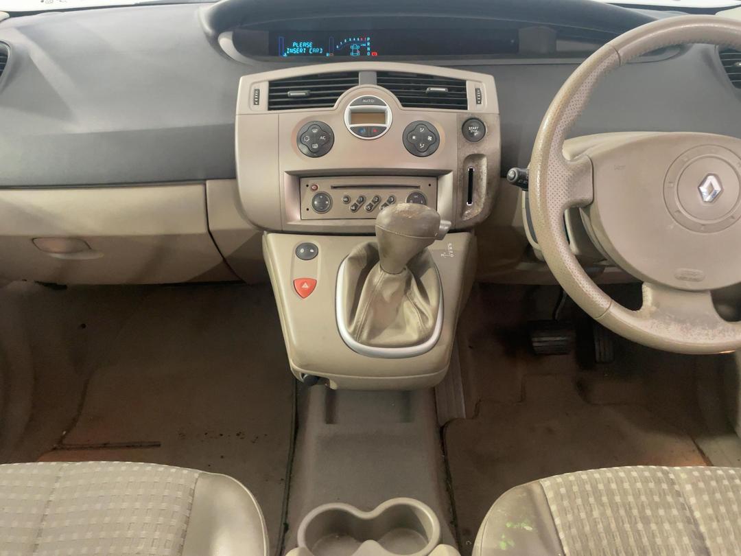Photo '18' of Renault Scenic