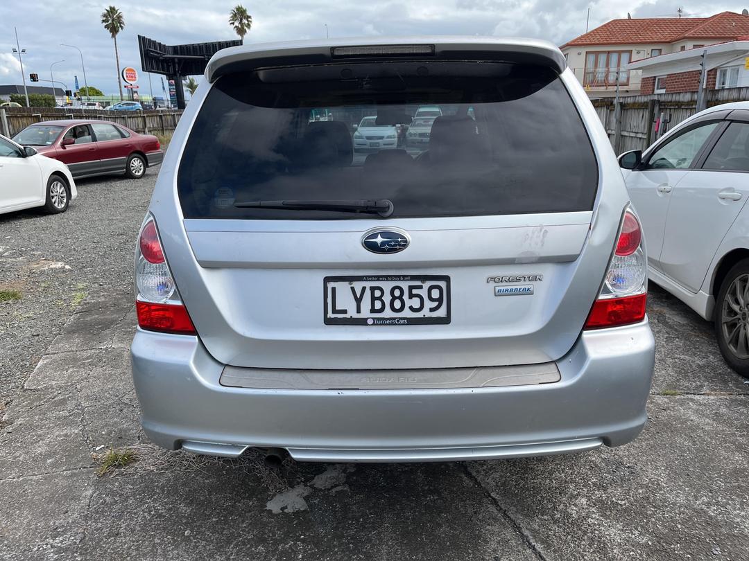 Photo '6' of Subaru Forester