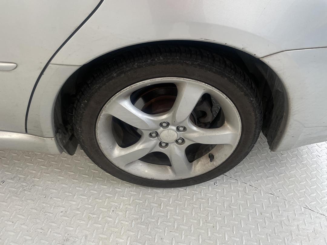 Photo '9' of Subaru Legacy R