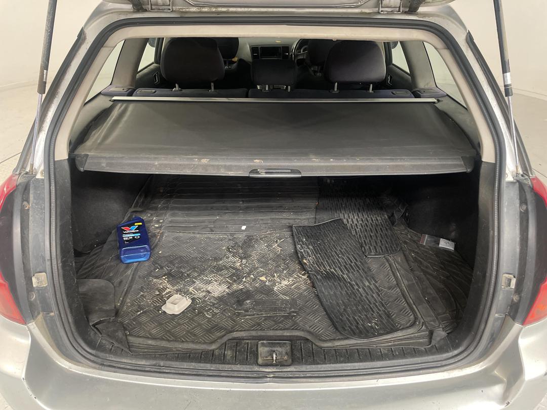 Photo '12' of Subaru Legacy R