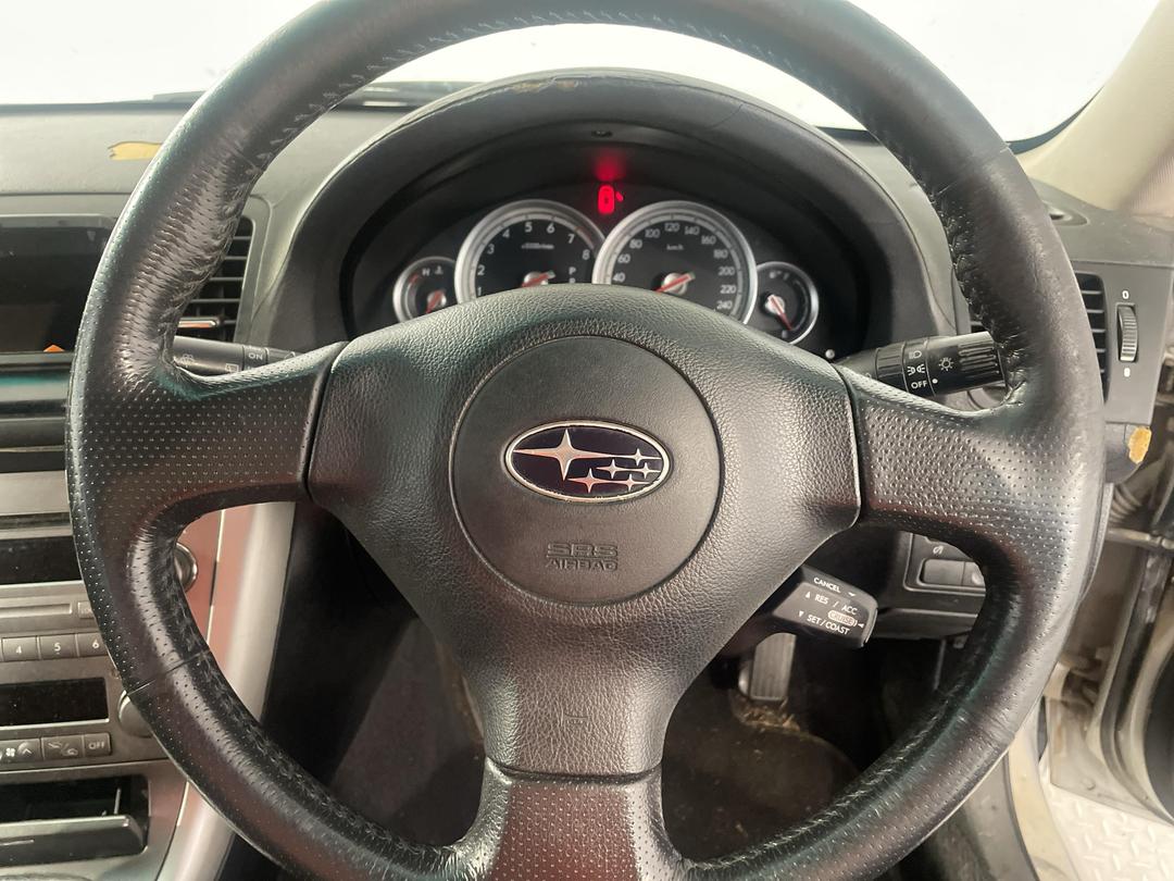 Photo '23' of Subaru Legacy R