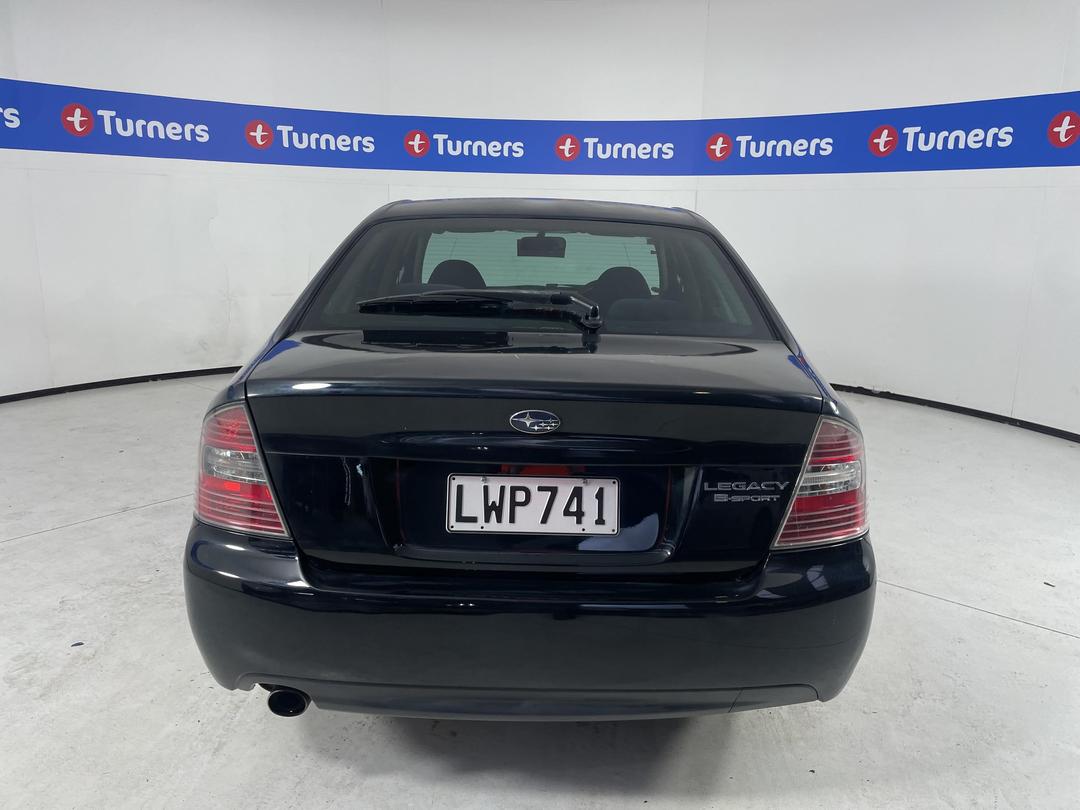 Photo '9' of Subaru Legacy