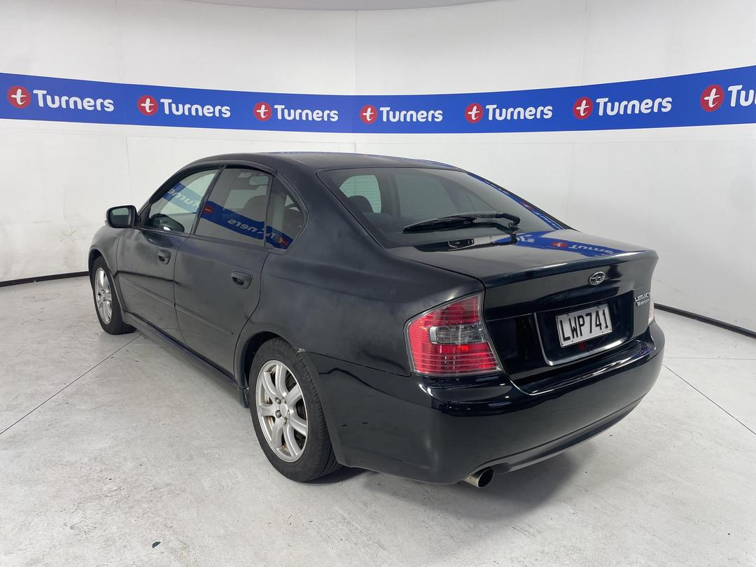 Photo '10' of Subaru Legacy