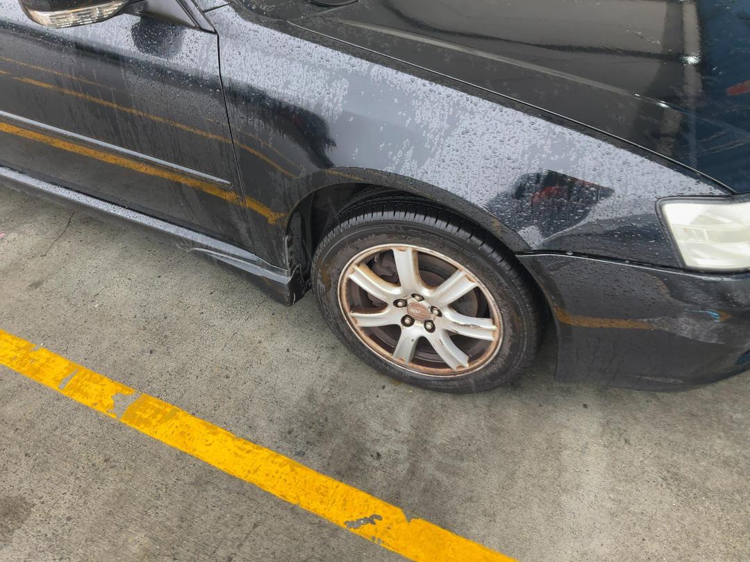 Photo '5' of Subaru Legacy